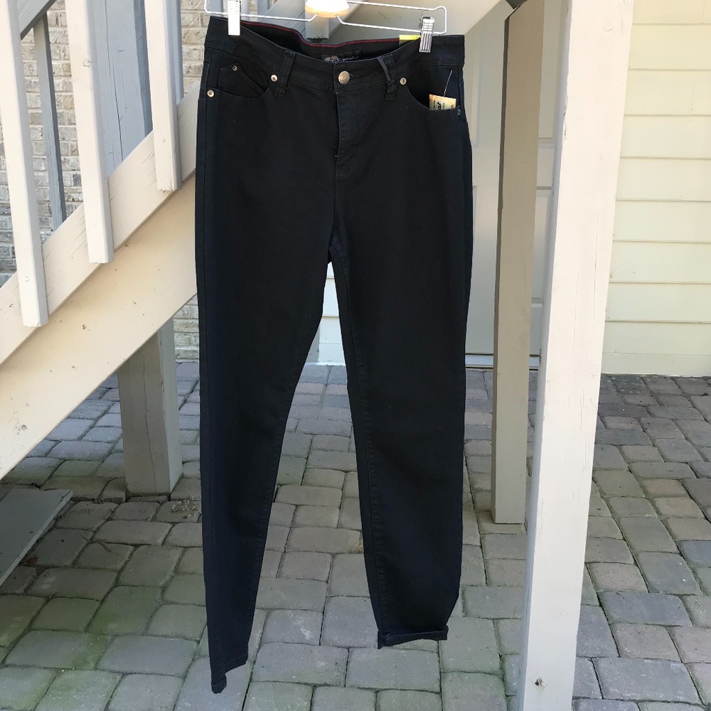 Misses Black Skinny Jean